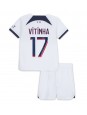 Otroški Nogometna dresi replika Paris Saint-Germain Vitinha Ferreira #17 Gostujoči 2023-24 Kratek rokav (+ hlače)